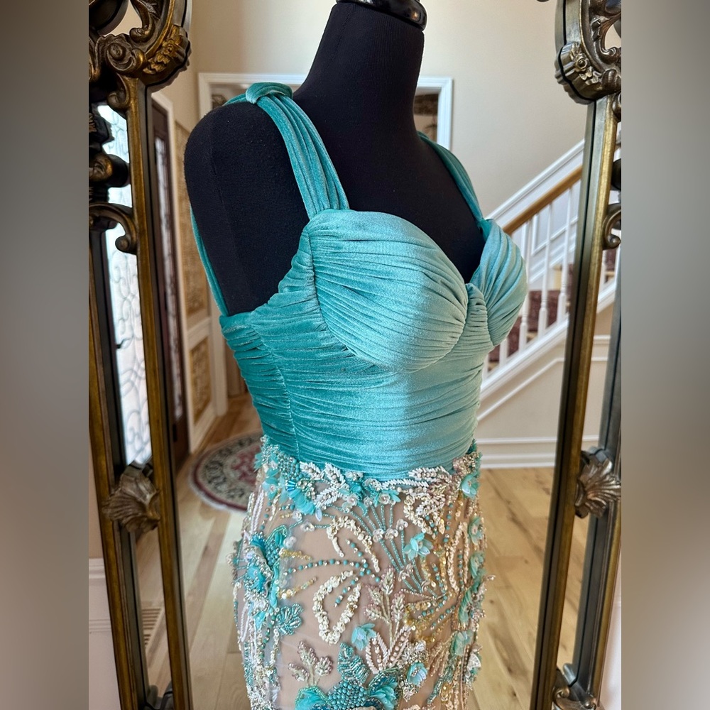 Crystal Beaded Formal Sweetheart Neckline Custom Gown Beige Turquoise Size 4 - Picture 8 of 16